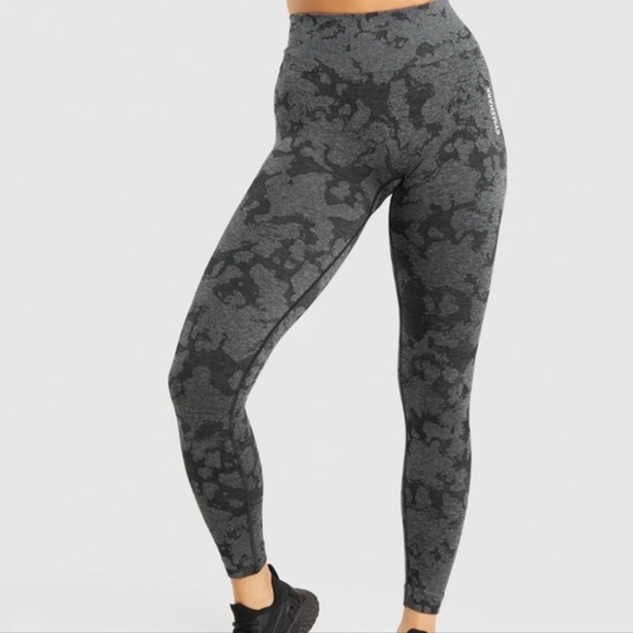 Gymshark adapt v2 camo print grey leggings - Picture 1 of 7